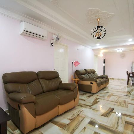 Bagan Terrace House Near To Sunway Carnival Mall, Seberang Jaya Butterworth Exterior photo