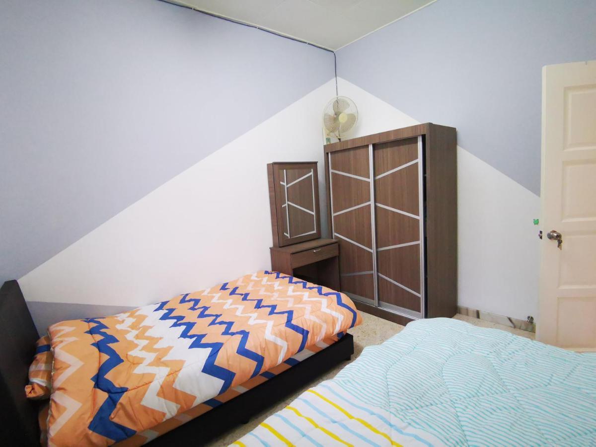 Bagan Terrace House Near To Sunway Carnival Mall, Seberang Jaya Butterworth Exterior photo